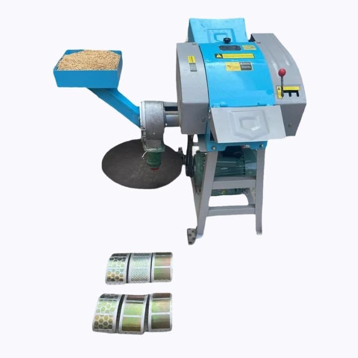 விஜிடி இந்தியா சிசி-1.1 வைக்கோல் வெட்டும் மற்றும் தூளாக்கும் இயந்திரம் – 3 ஹெச்பி